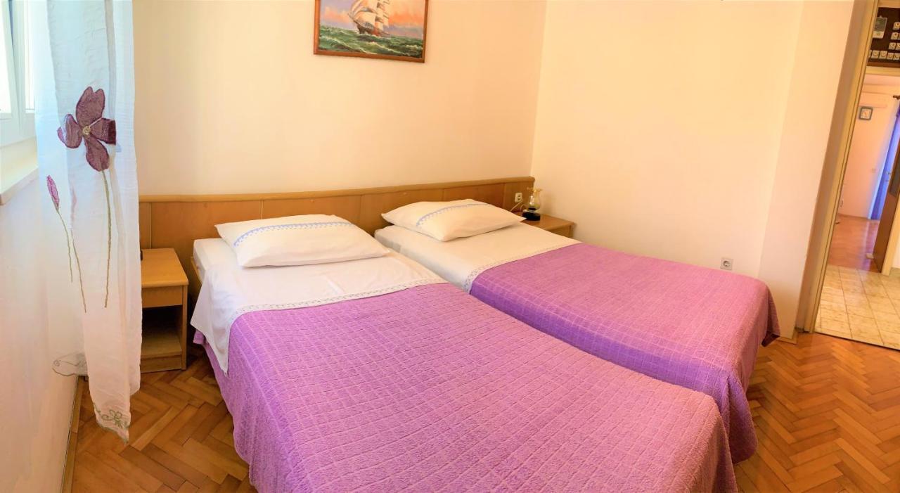 פרימוסטן Roko Apartment House מראה חיצוני תמונה