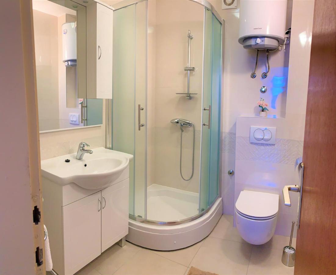פרימוסטן Roko Apartment House מראה חיצוני תמונה